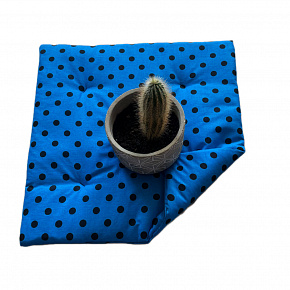 Coussin-40x40x2cm-Noir-petit point sur bleu Coussin-40x40x2cm-Noir-petit point sur bleu