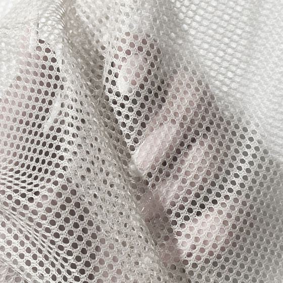Síť polyesterová pro oblečení Bílá, oko 2x2mm