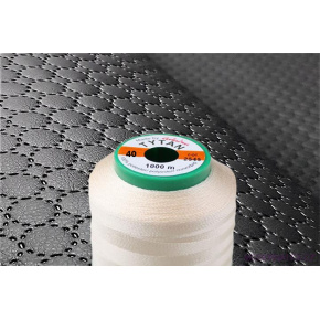 Fils à coudre d'ameublement TYTAN 40 1000 m couleur ecru 2545 Fils à coudre d'ameublement TYTAN 40 1000 m couleur ecru 2545