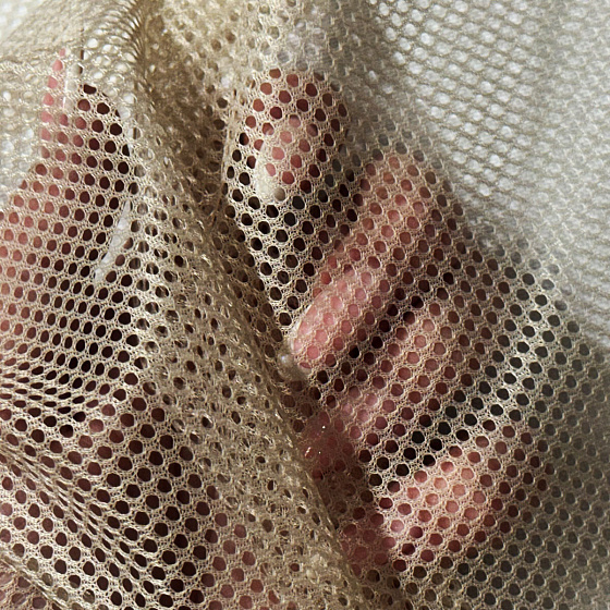 Síť polyesterová pro oblečení Béžová, oko 2x2mm