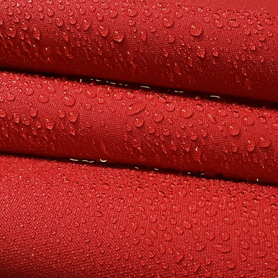 Ultra - Nepromokavá látka s vysokou odolností proti UV/WR záření, Červená