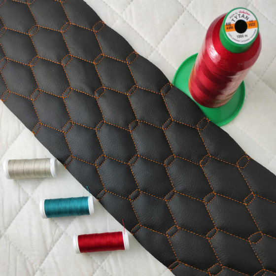 Ekokůže GEO barva černopomeránčová prošívaná nitěmi, koženka metráž