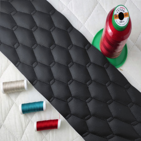 Simili cuir matelassé GEO, 540 g/m², largeur 145 cm, noir avec fil noir