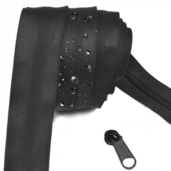 Voděodolný zip spirálový černý 8 mm, metráž