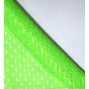 Tissu filet mesh, 100% polyester, couleur verte neo 2x2 mm.
